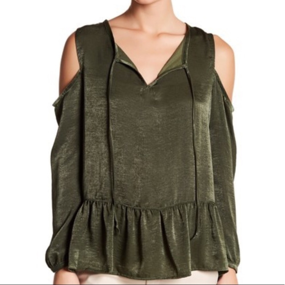 🔥$10 SALE🔥Silky Cold Shoulder Blouse